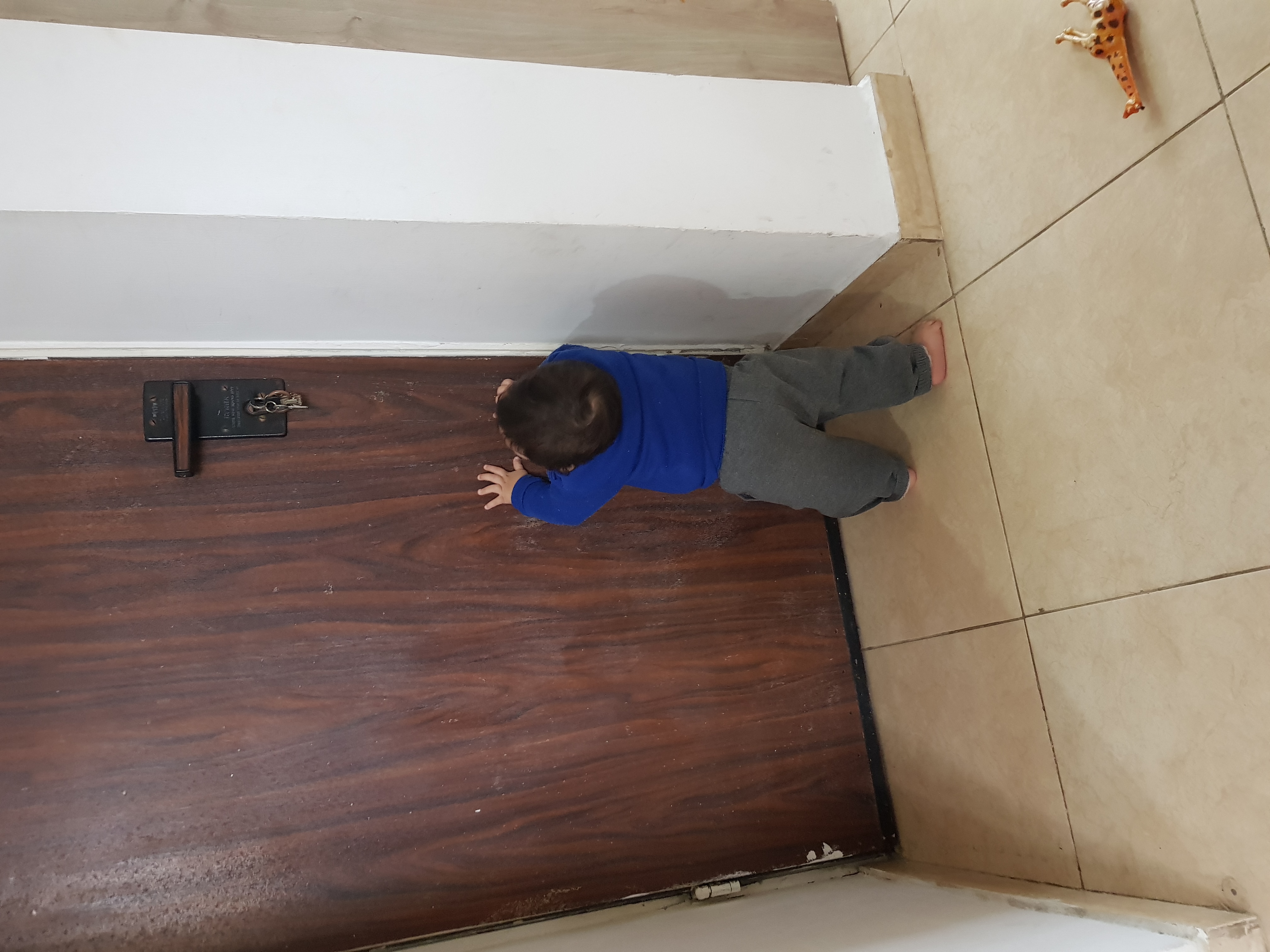 משחקים בגן השעשועים by ruth tra - Ourboox.com