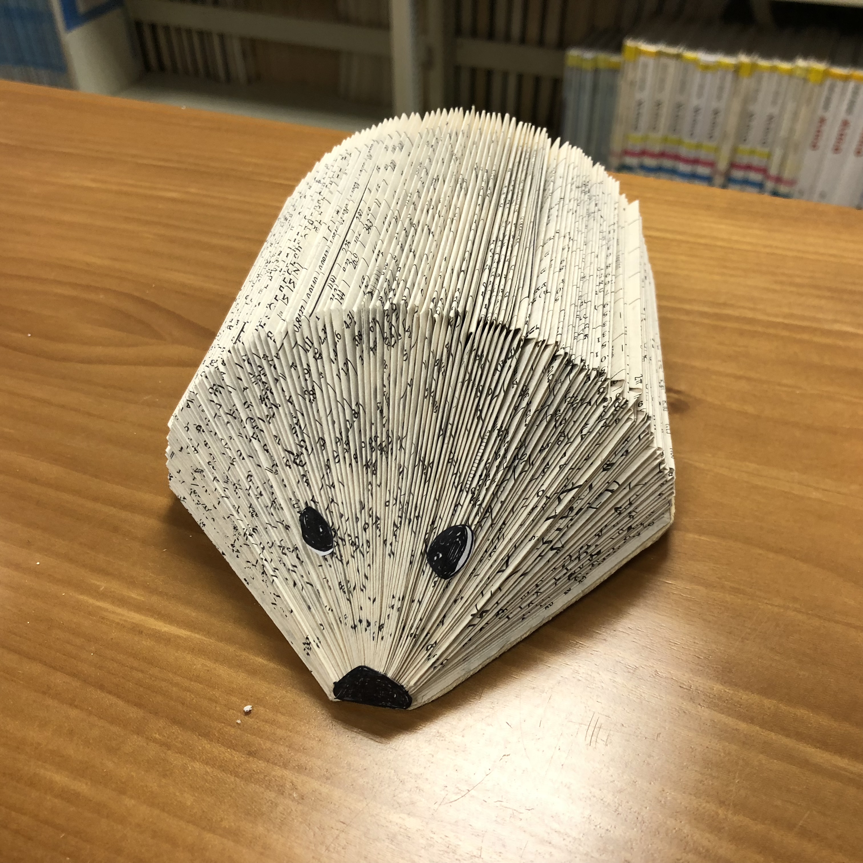 A Visit to the Library at HIT – With Michal Chill by Mel Rosenberg - מל רוזנברג - Ourboox.com