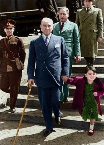 ŞİRİNEVLER MEHMET ŞEN İLKOKULU 1-E SINIFI ONUN İZİNDE ŞİİR KİTABI by NURPER GÖÇEN - Ourboox.com