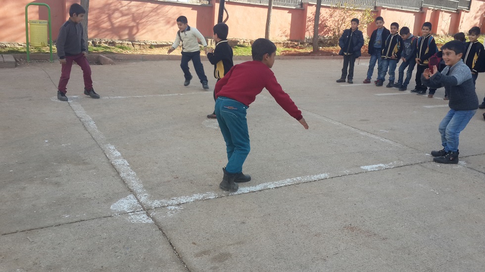 FORGOTTEN GAMES/UNUTULAN OYUNLAR/HÜLYA YILMAZ by Hulya - Ourboox.com