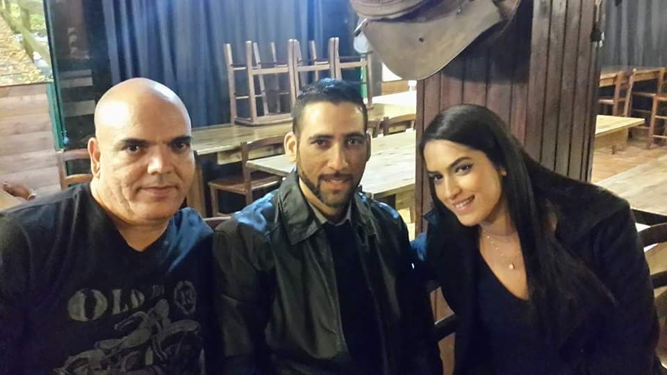 מילים קטנות לאנשים גדולים by Esmaeel Hawa - Illustrated by Esmaeel Hawa - Ourboox.com