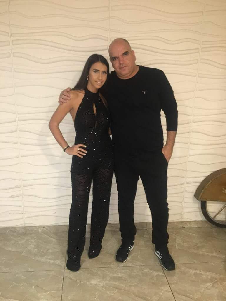 מילים קטנות לאנשים גדולים by Esmaeel Hawa - Illustrated by Esmaeel Hawa - Ourboox.com