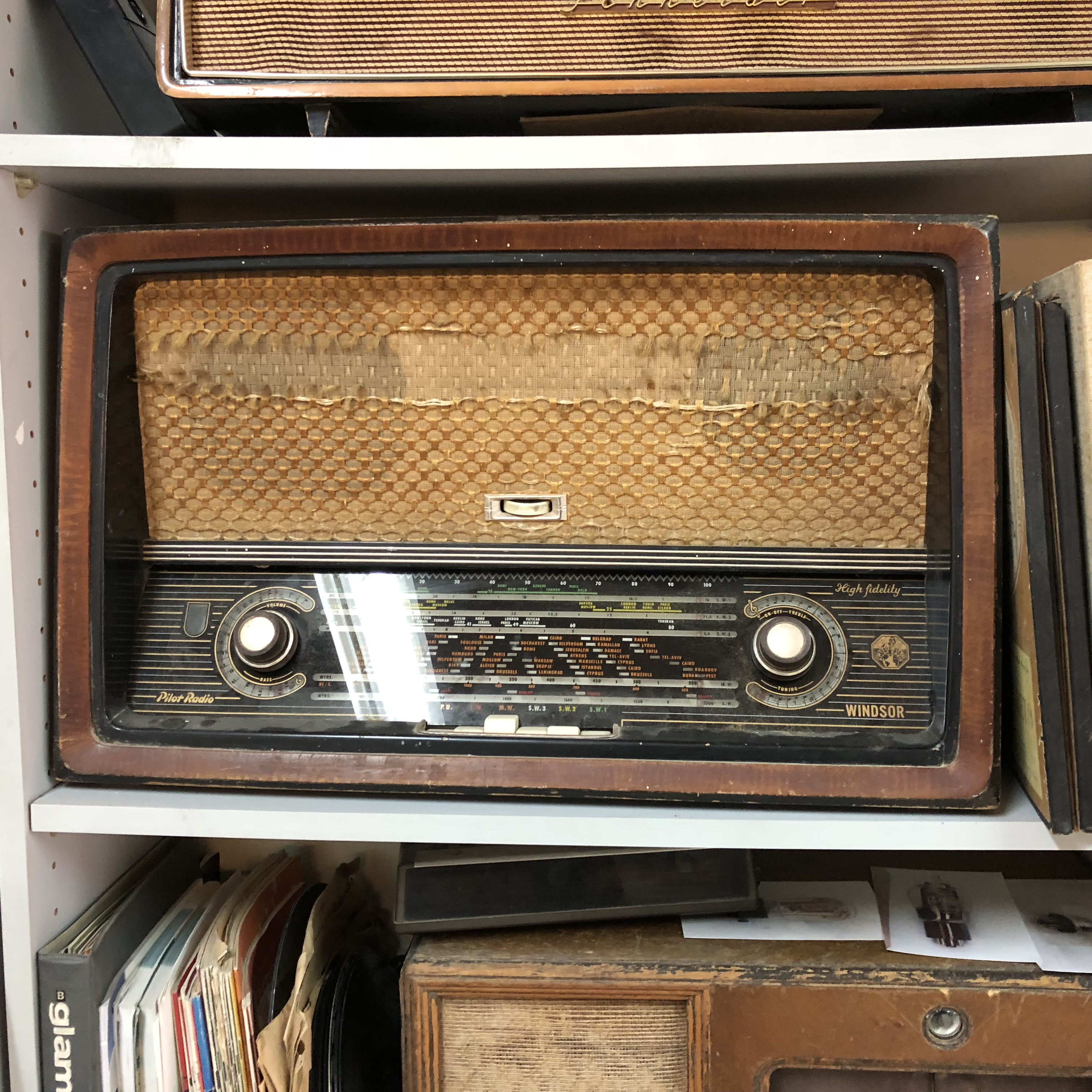 Old Vintage Radios by Mel Rosenberg - מל רוזנברג - Ourboox.com