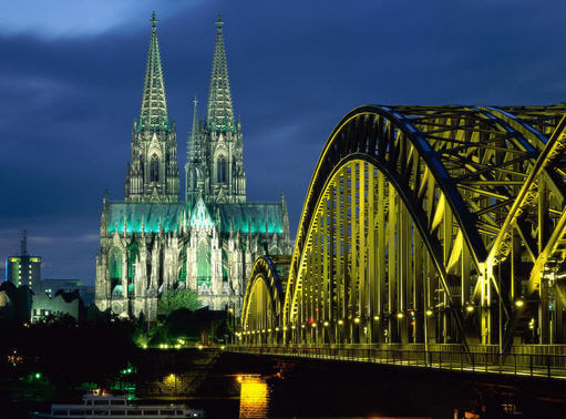 Introduction to Germany in English by EMİNE USLUOGLU - Ourboox.com