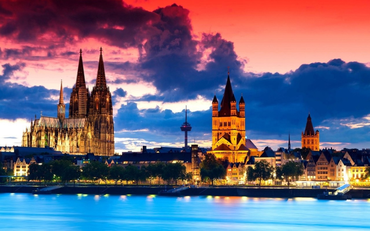 Introduction to Germany in English by EMİNE USLUOGLU - Ourboox.com