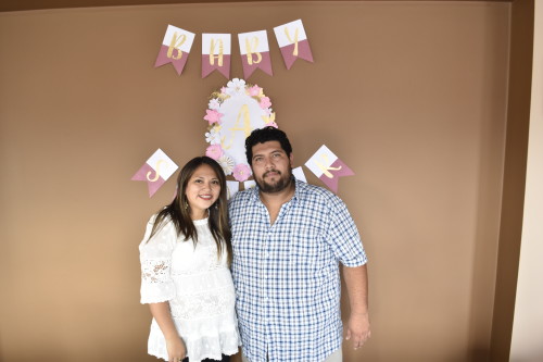 INTRODUCING MYSELF by Rominasegovia - Ourboox.com