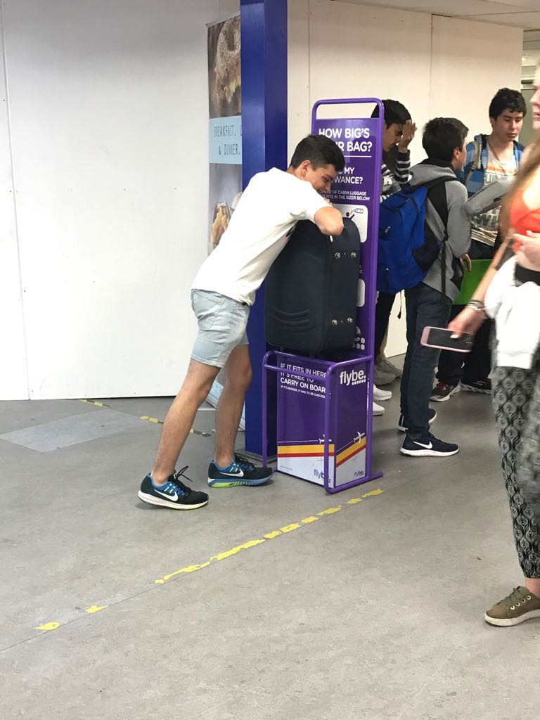 Title by Facu Snopek - Ourboox.com