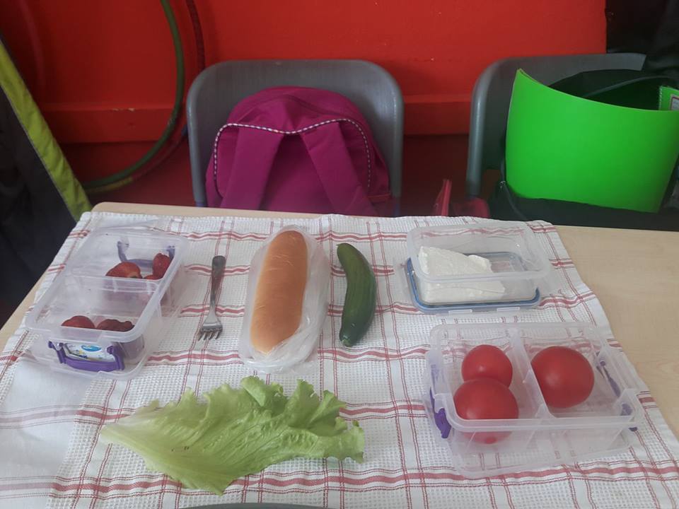 COOKING WITH KIDS by Necip Akça - Ourboox.com