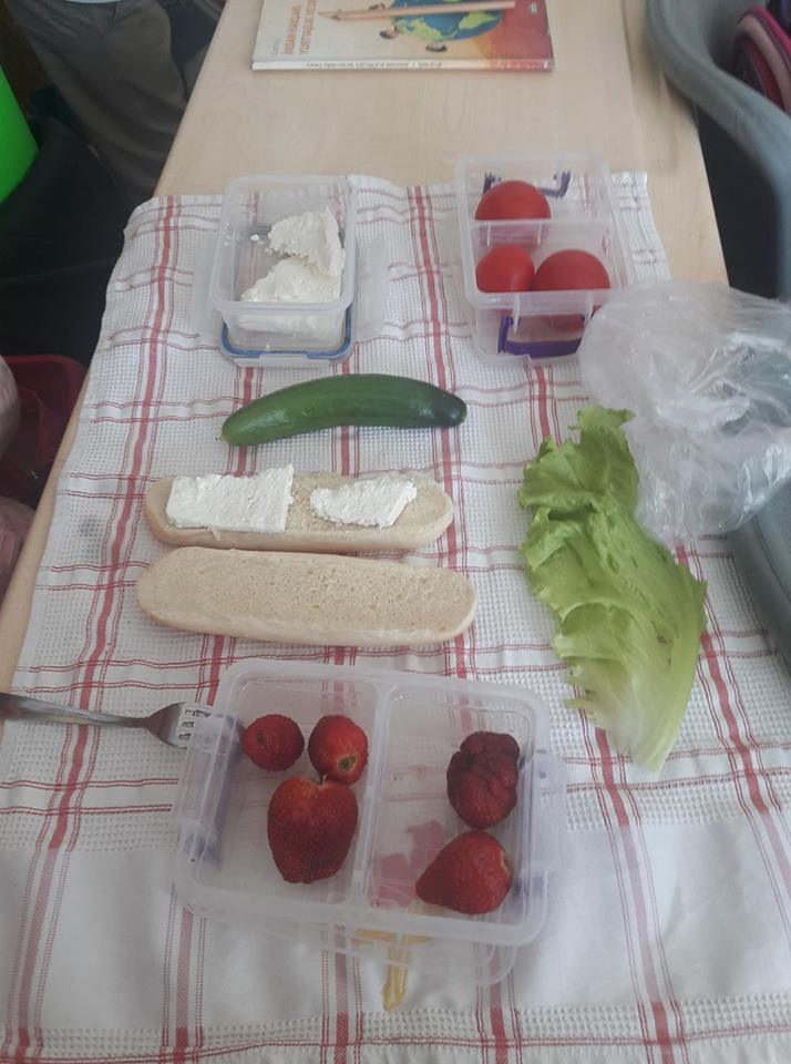 COOKING WITH KIDS by Necip Akça - Ourboox.com