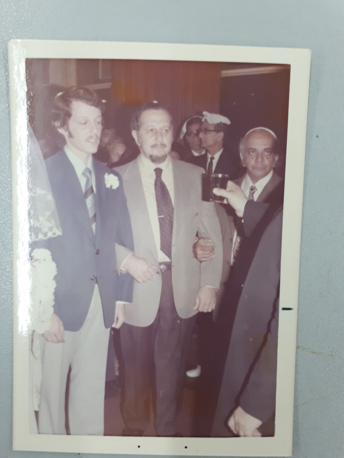 תמונות מספרות – מנציחים רגעים by rom - Illustrated by רום וסבא דייב - Ourboox.com