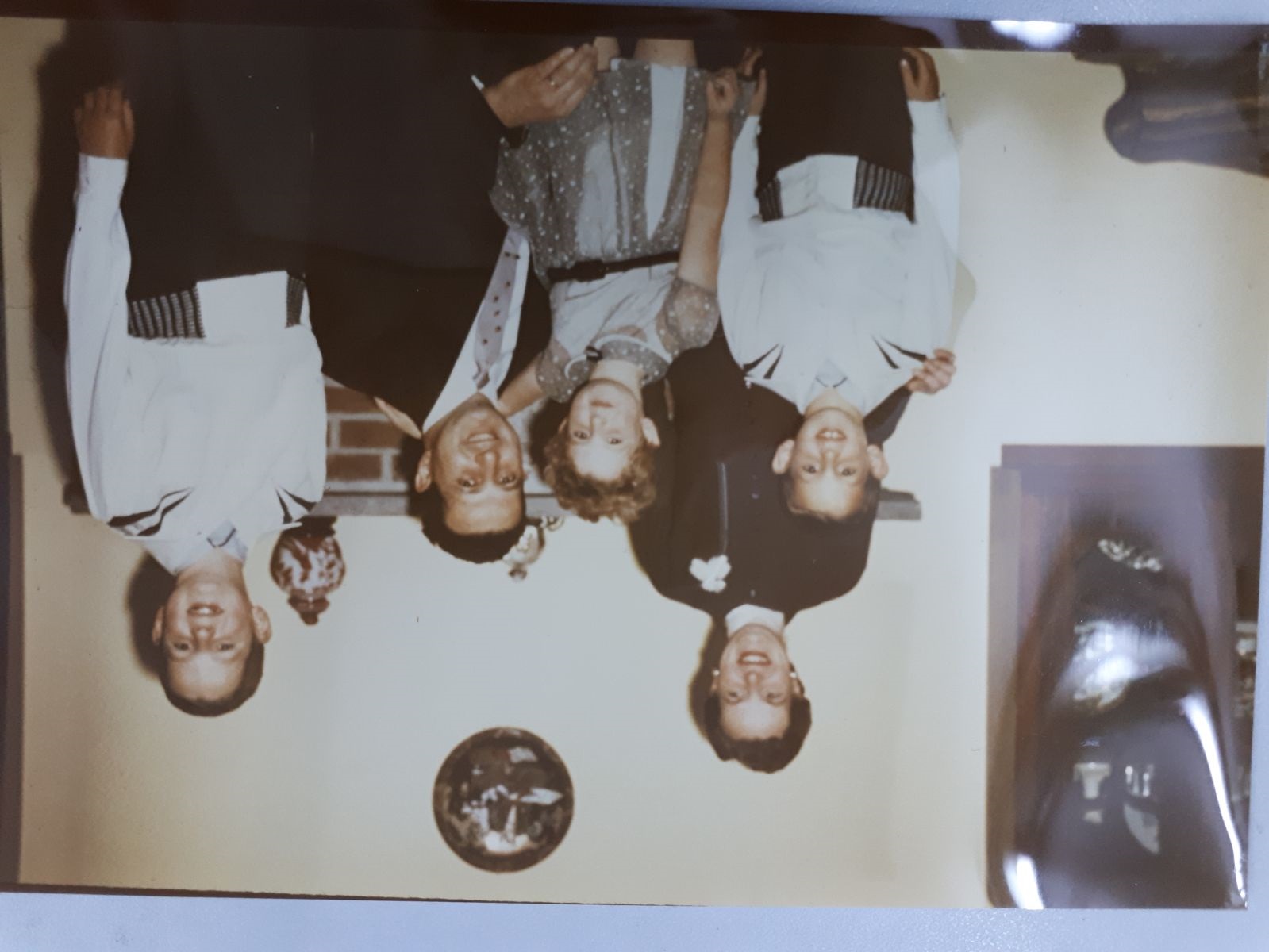 תמונות מספרות – מנציחים רגעים by rom - Illustrated by רום וסבא דייב - Ourboox.com