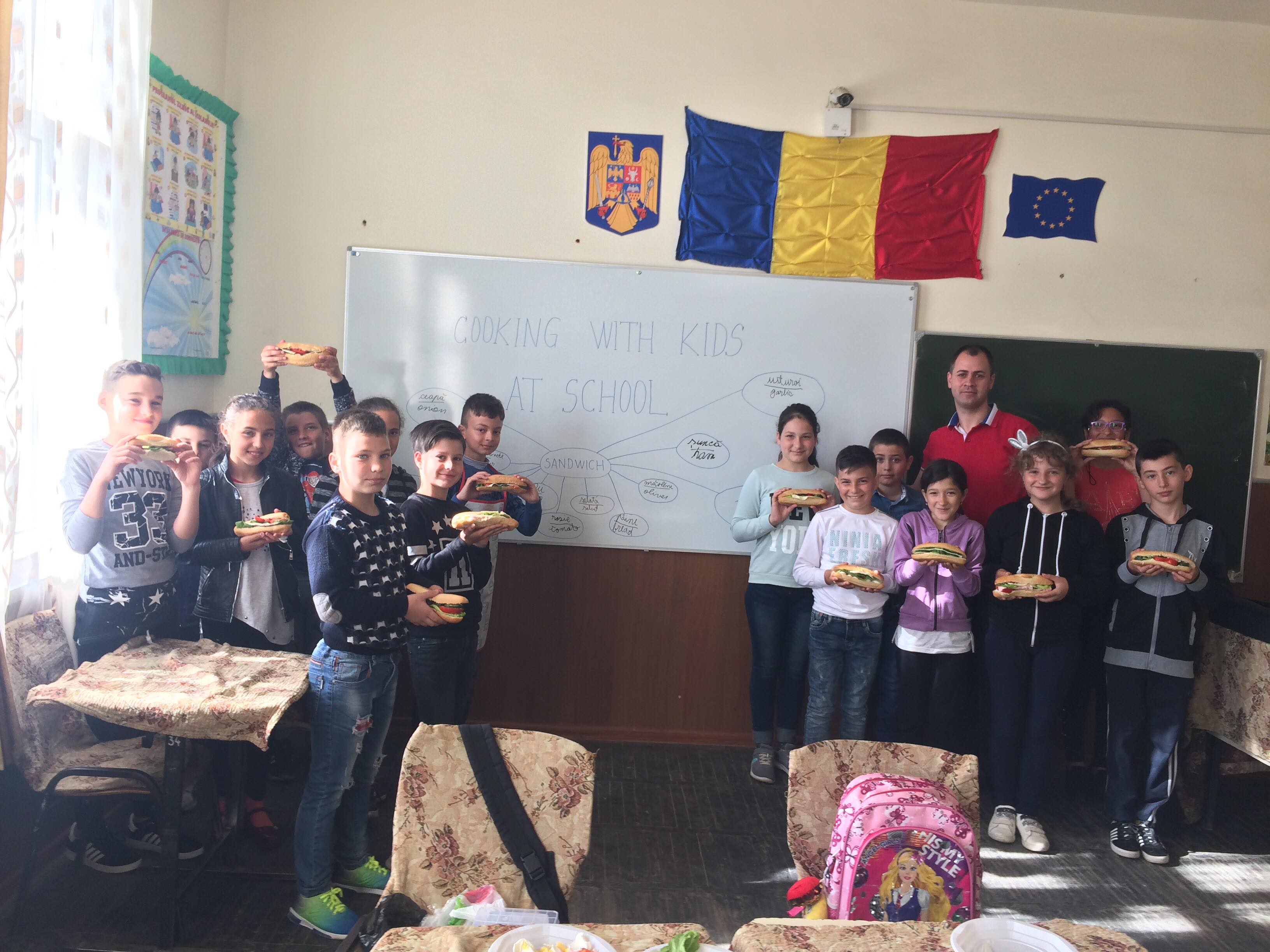 HEALTHY LOCAL SANDWICHES DAY by Pătru Lucian-Cătălin - Ourboox.com