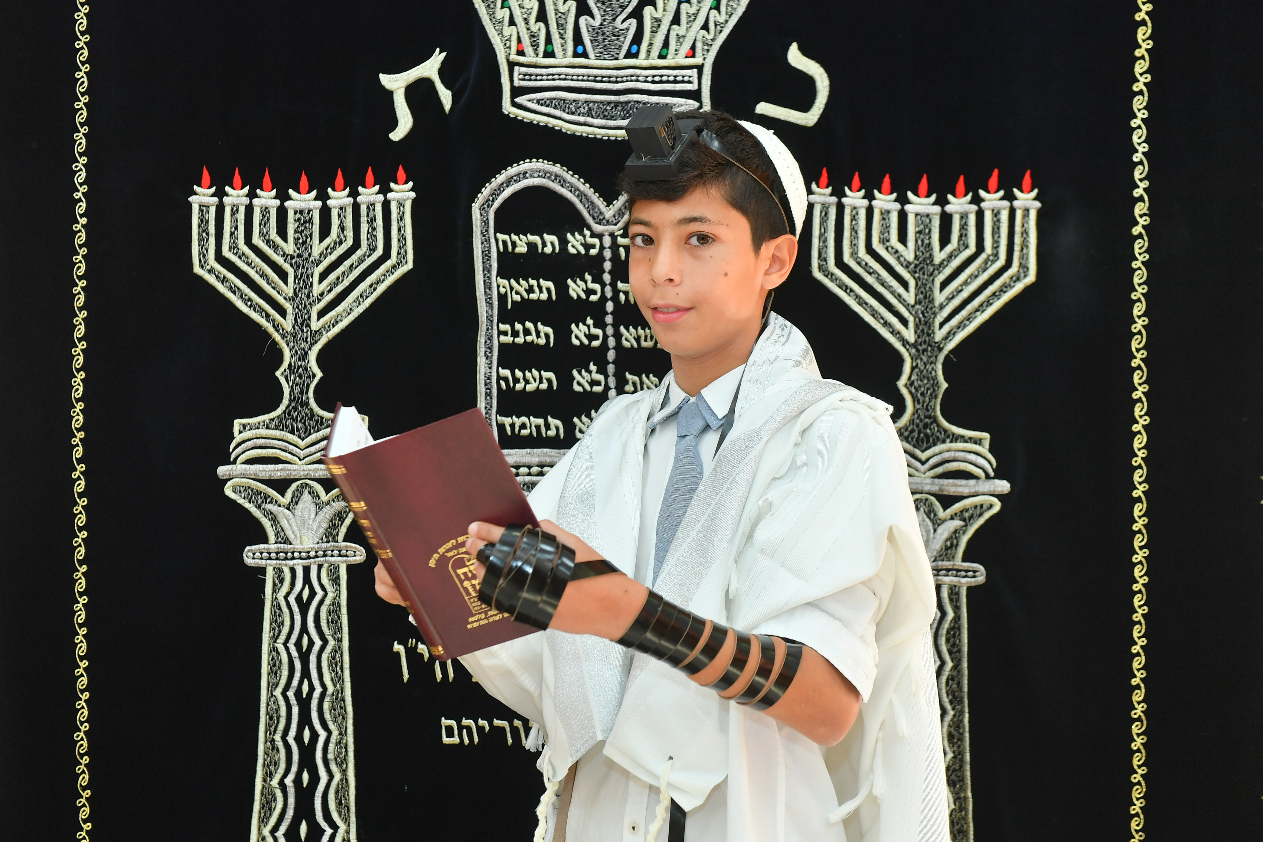 من انا? by hod - Ourboox.com