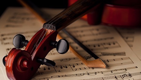 الكمان|violin by malk mreish - Illustrated by ملك مريش  - Ourboox.com