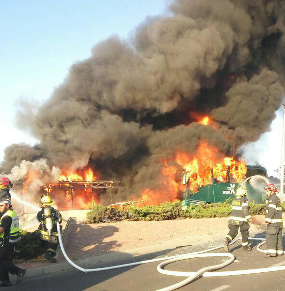 Rescue story-mika naor by mika naor - Ourboox.com