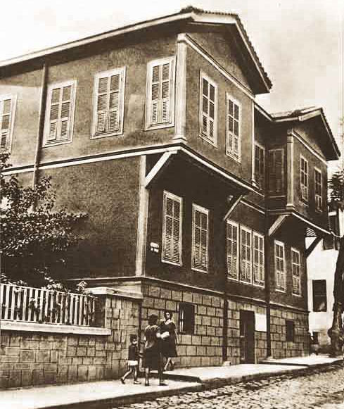 ATATÜRK 1881 YILINDA SELANİK