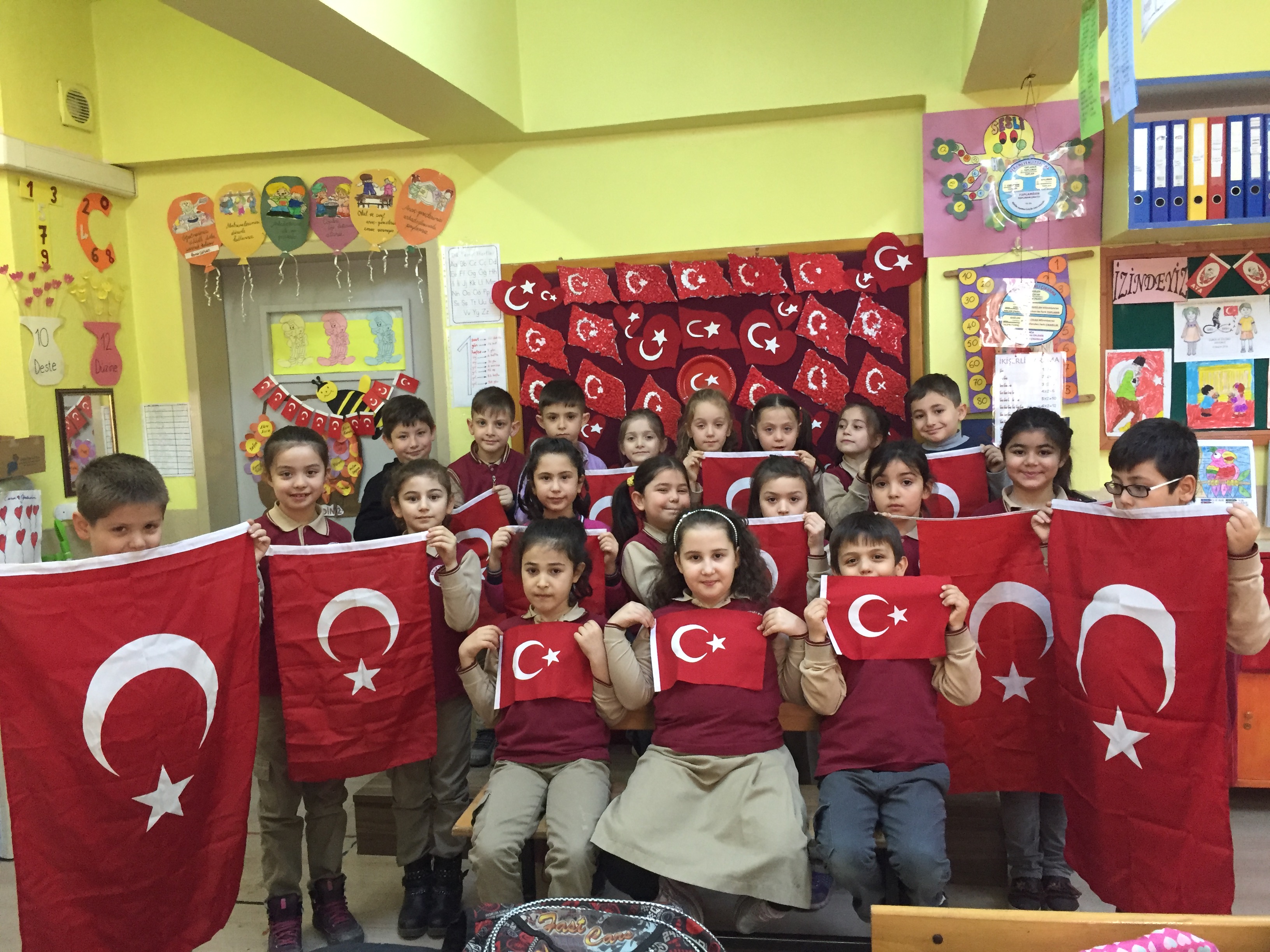 Atatürk’ün Hayatı 2/A Sınıfı by Çağla ULUKAYA - Ourboox.com