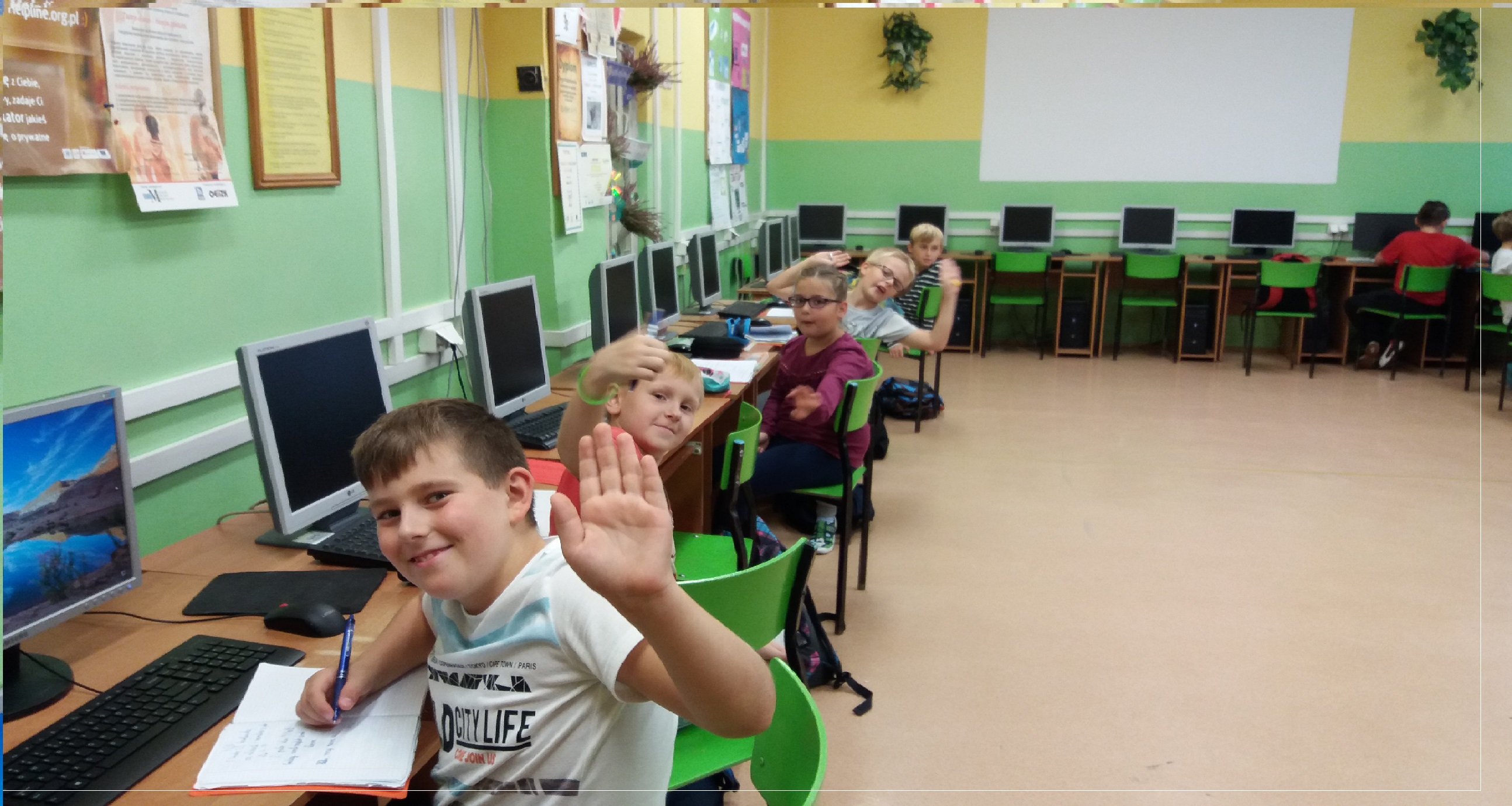 I LOVE ANIMALS ETwinning project by Nafsika Koulouri - Illustrated by I love animals partners - Ourboox.com