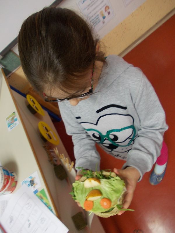 I LOVE ANIMALS ETwinning project by Nafsika Koulouri - Illustrated by I love animals partners - Ourboox.com