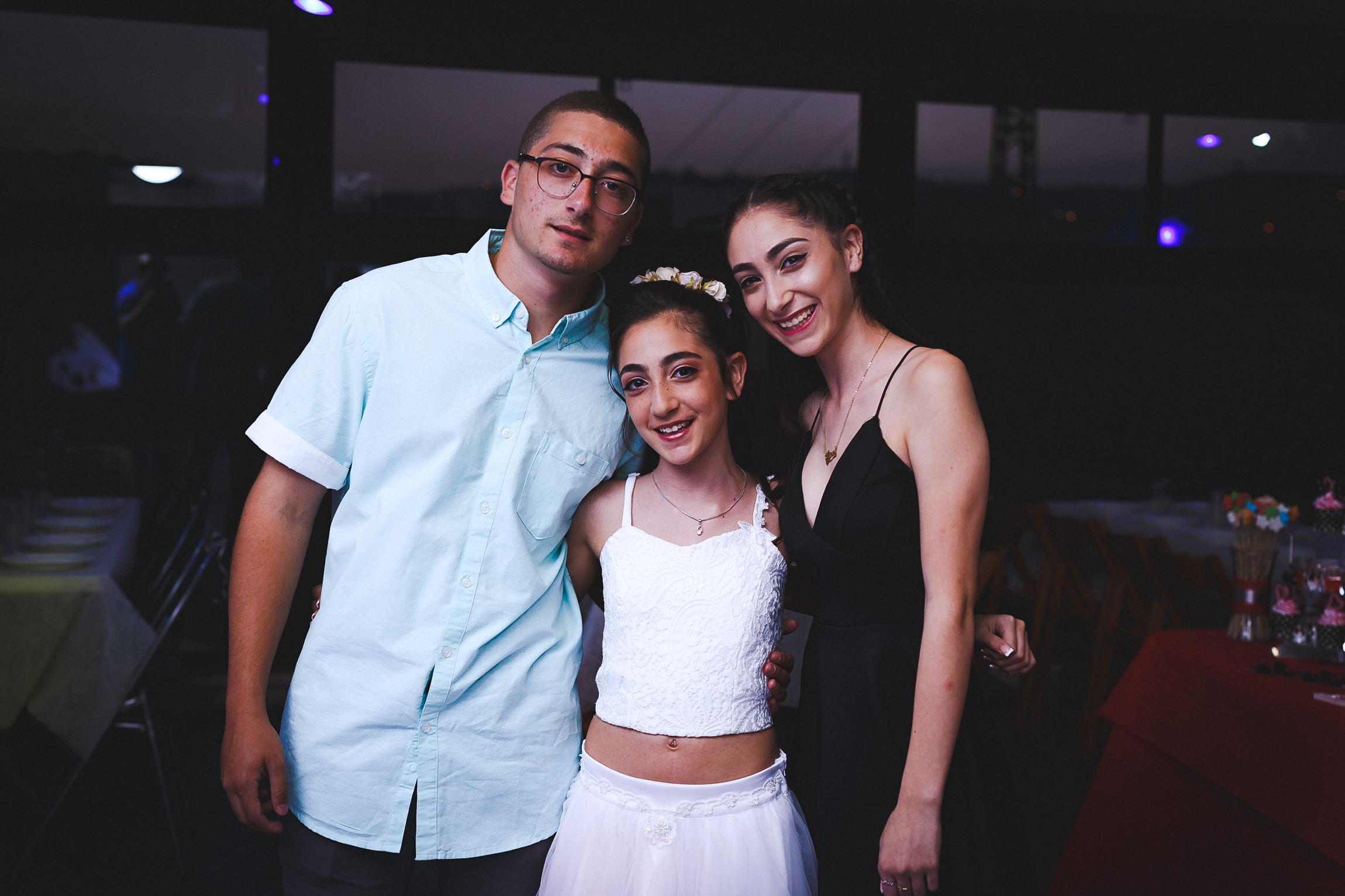 אני ואחיי בבת מצוותי