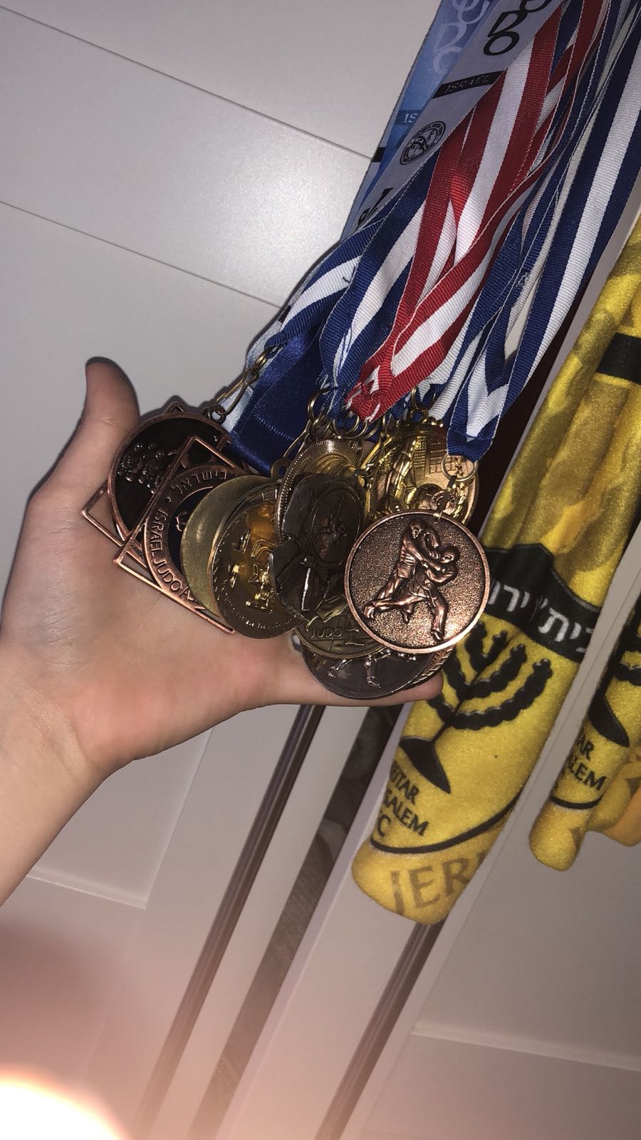 עבודת שורשים by stephani.martiniuk - Ourboox.com