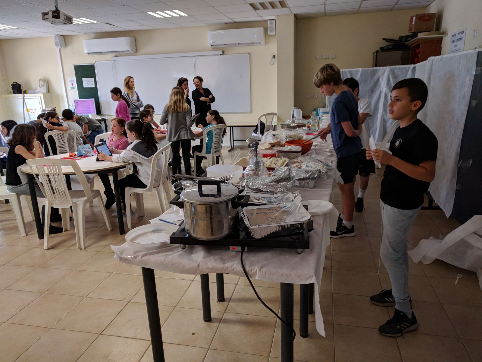 מאירועי ממלכתי א’ – תשע”ח by Orit Bar - Ourboox.com