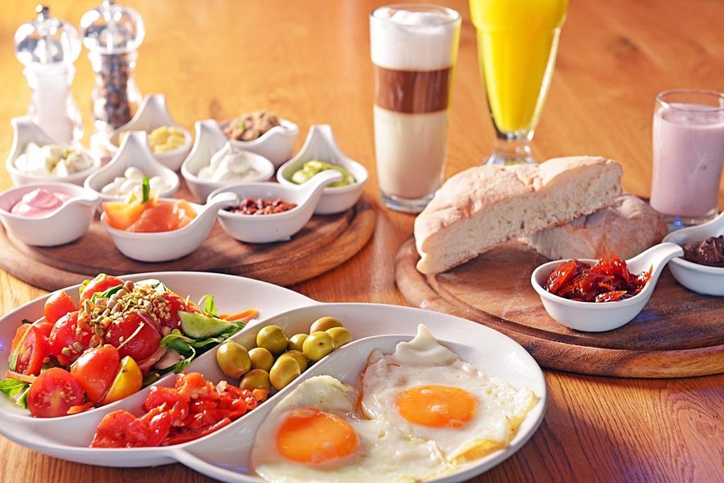 החורף הקר by joni - Illustrated by יהונתן ריווני - Ourboox.com