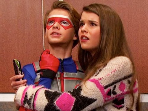 הסוכן הנרי ובינקיה by shshsh - Illustrated by כתבה: הודיה דוידוף מכיתה ה'1 - Ourboox.com