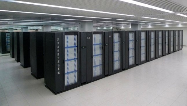 Комп’ютер як пристрій опрацювання даних. Різновиди комп’ютерів. by Angelina Bojko - Ourboox.com