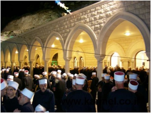 زيارة مقام سيدنا النبي شعيب -ع- by ayaatila - Illustrated by الاسماء : ايه عطيله & عدن ابو سعدى - Ourboox.com