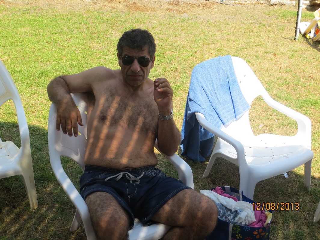 עבודת שורשים – מי קובע מה אני?! by einav - Ourboox.com