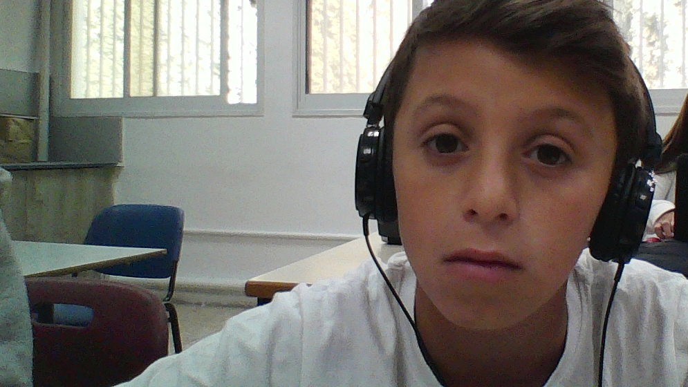 עבודת שורשים by lior bram - Ourboox.com