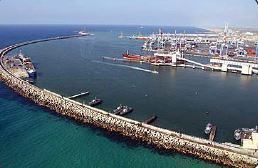 אשדוד עירי חוגגת 60 by ronit ben simon - Illustrated by כתבה ויצרה: תמר גיפס, כיתה ד