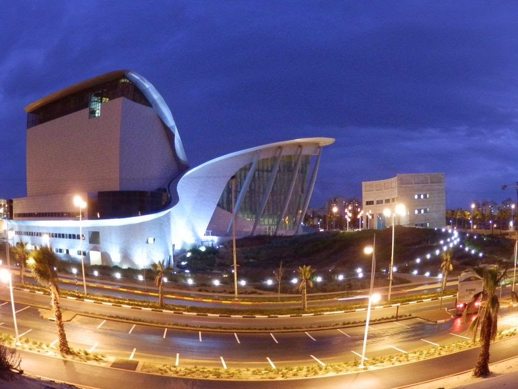 אשדוד עירי חוגגת 60 by ronit ben simon - Illustrated by כתבה ויצרה: תמר גיפס, כיתה ד