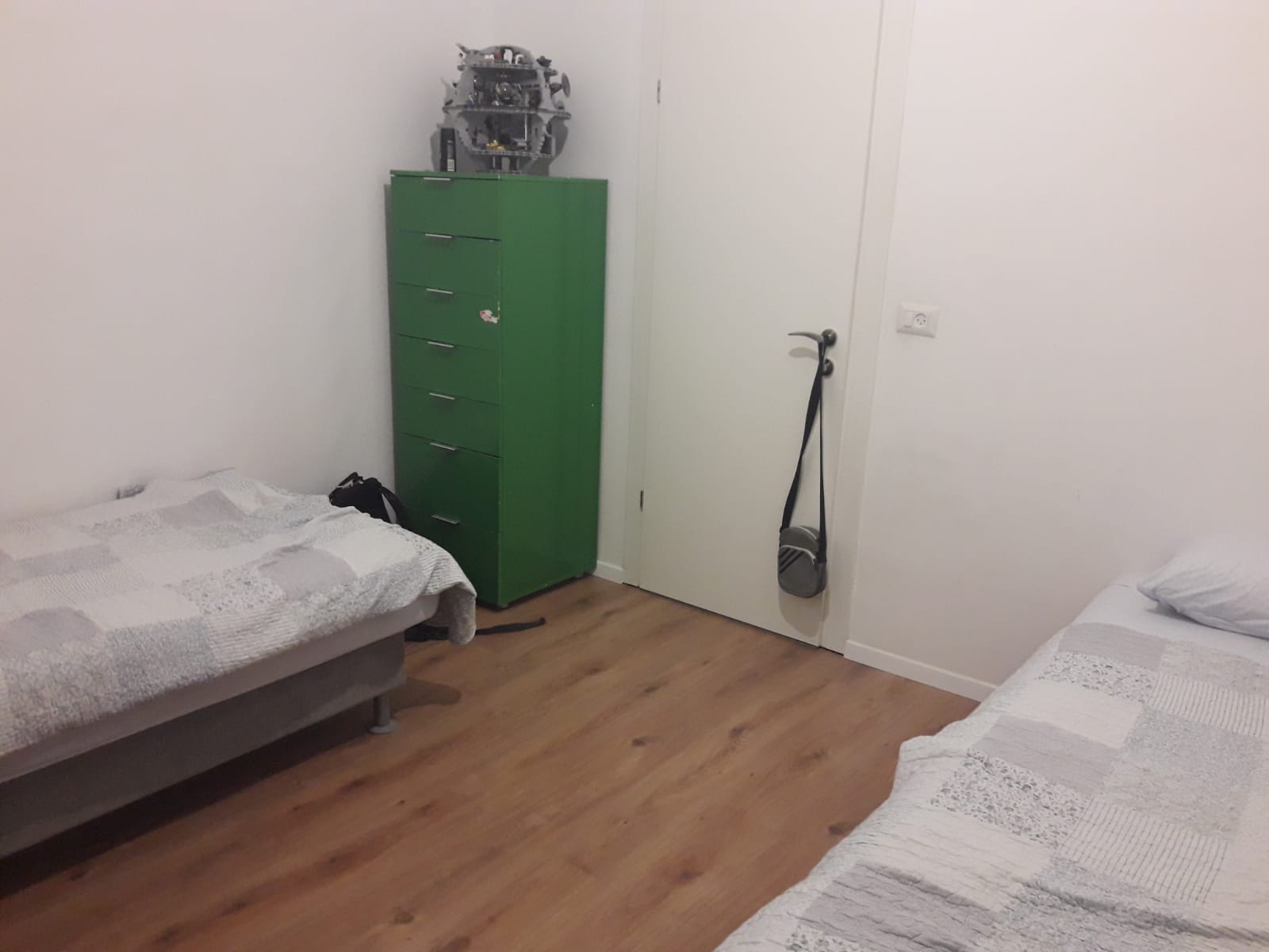 שורשים by Ori Shemesh - Ourboox.com