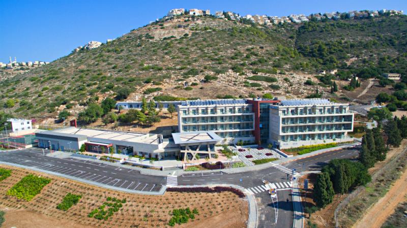 טיול שנתי שכבת י”א – בית ספר טשרניחובסקי by adva loya - Illustrated by מועצת התלמידים של שכבת י"ב - Ourboox.com