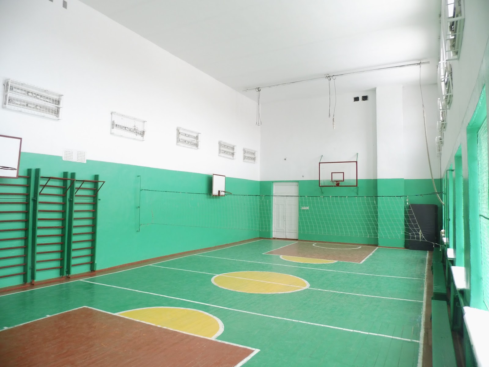 Сучасний спорзал by uliana - Ourboox.com