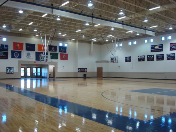 Сучасний спорзал by uliana - Ourboox.com