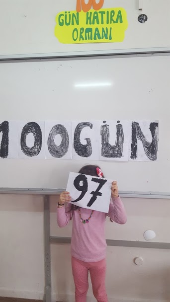 100 YARATICI GÜN by ÖZDEN ARAR - Ourboox.com