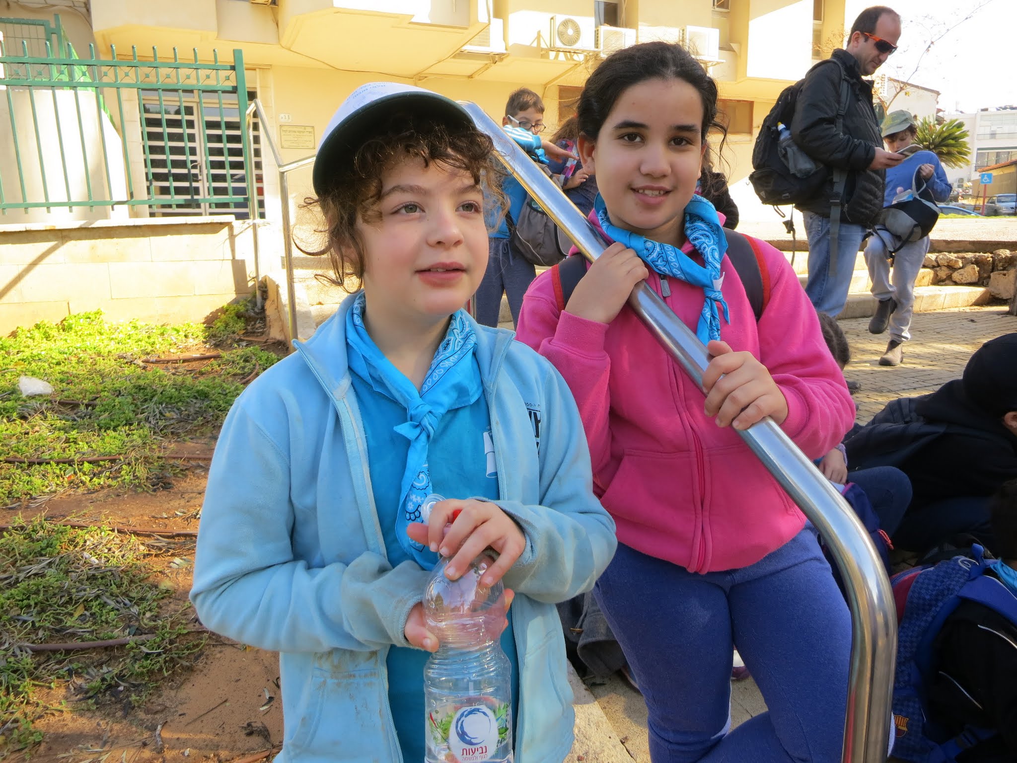 My life by Osnat hess - Illustrated by Lior Hess - Ourboox.com