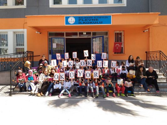 OKULUMUZDAKİ KİTAP OKUMA ETKİNLİĞİMİZ