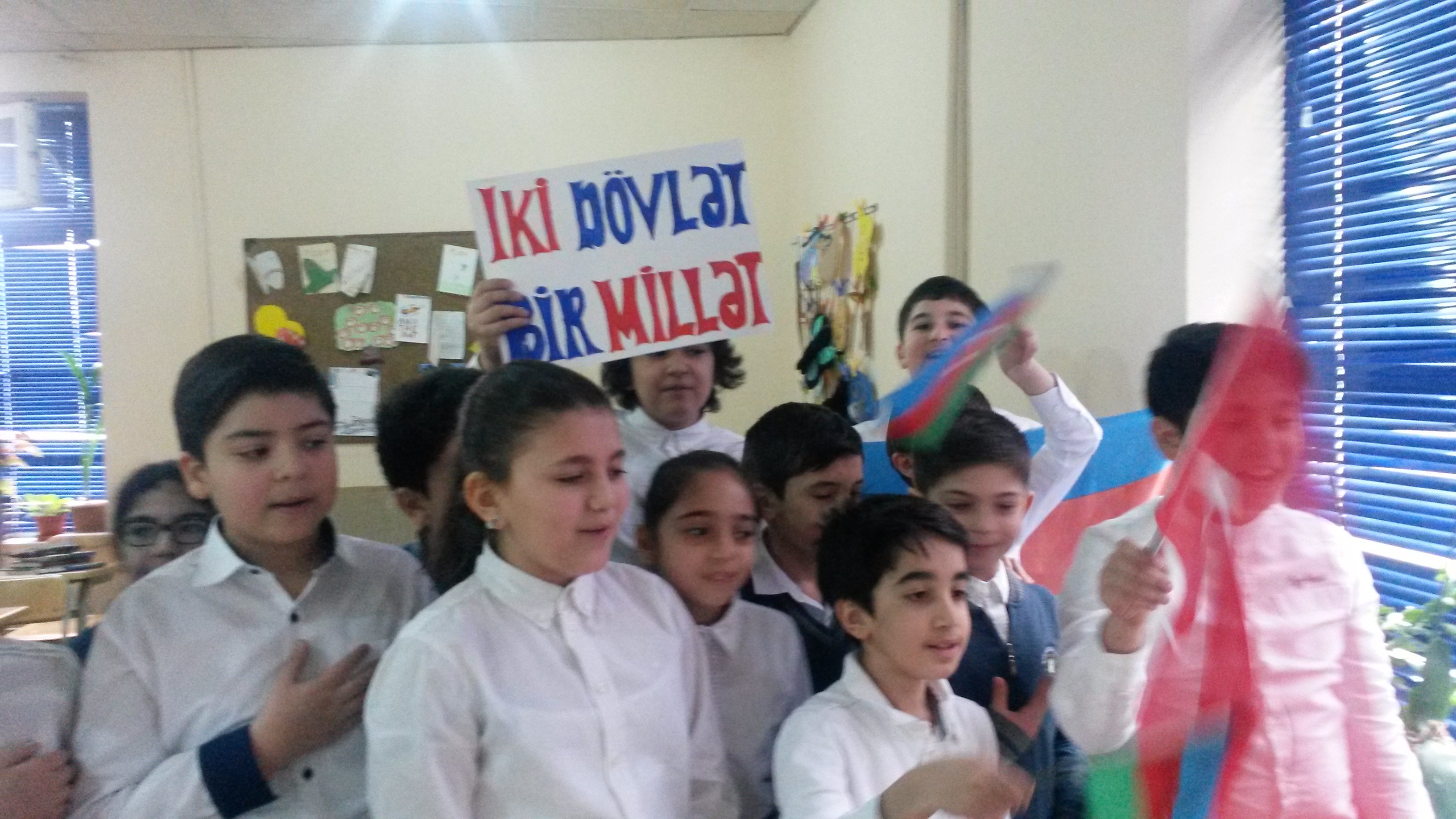 İKİ DEVLET BİR MİLLET eğitimde web 2.00 araçları kullanımı by İki Devlet,Bir Millet 