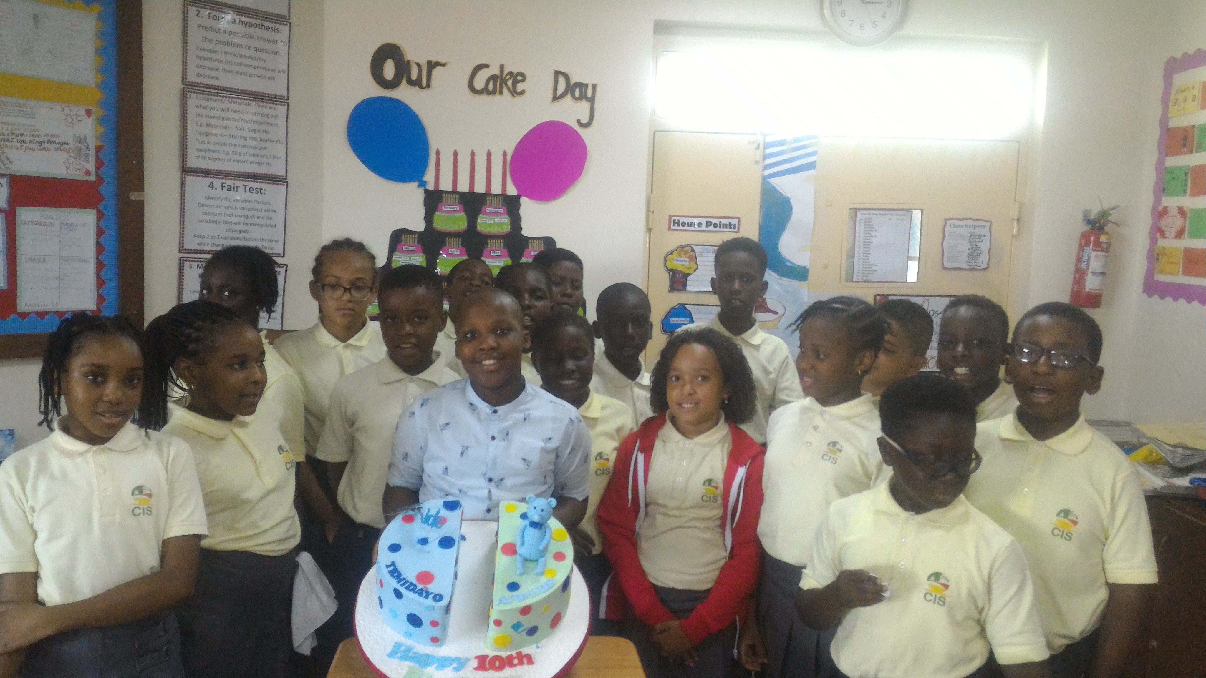 My Dynamic Experience in Year 5D by Ayomide Awomolo - Illustrated by Ayomide Awomolo - Ourboox.com