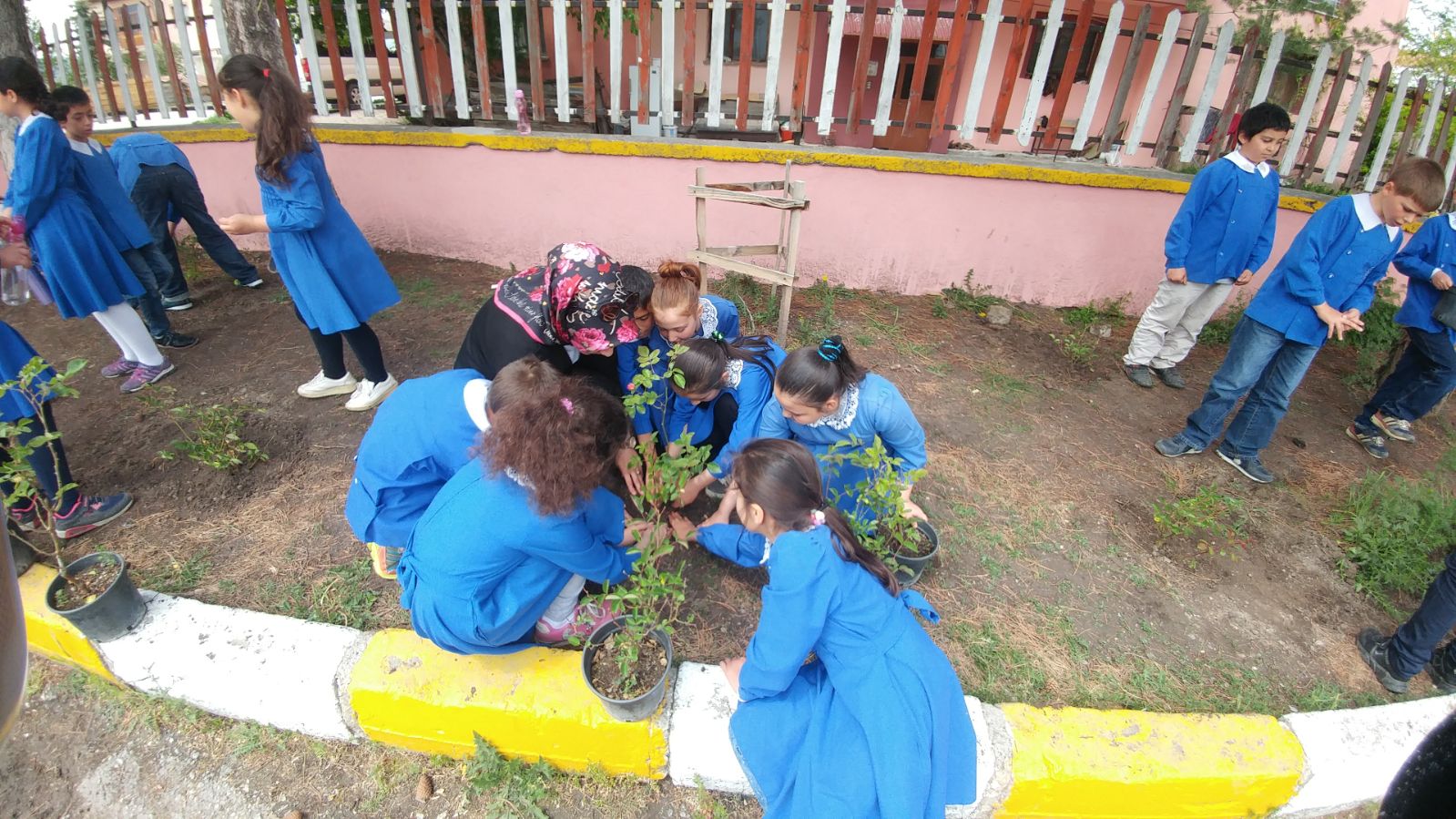 FARKINDALIK YARATAN ETKİNLİKLER by FERDA KÖK - Ourboox.com