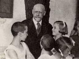 משפטים של אנשים גדולים על חינוך by חנה שווייגר ובני גנוניאן - Ourboox.com