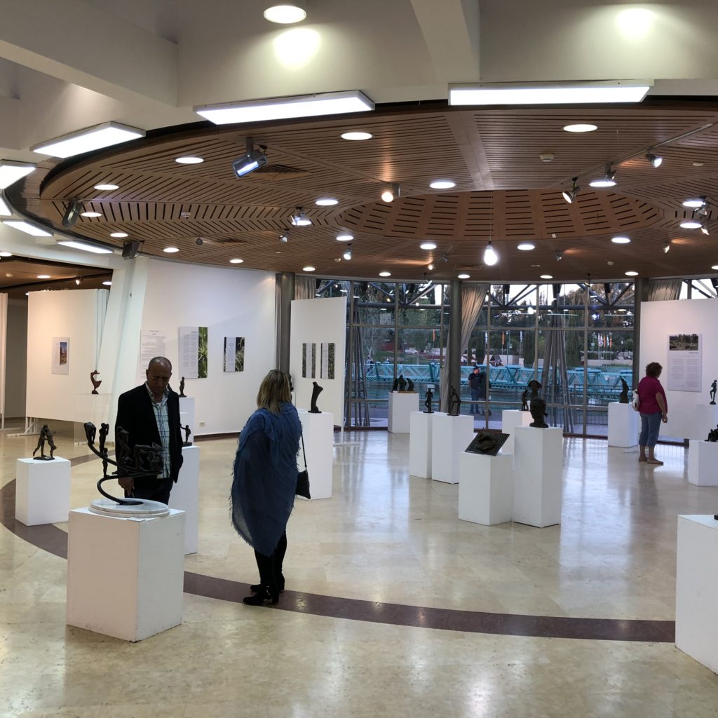 An Exhibition of Sculptures and Poetry by Shaul Nagar in Raanana by Mel Rosenberg - מל רוזנברג - Ourboox.com