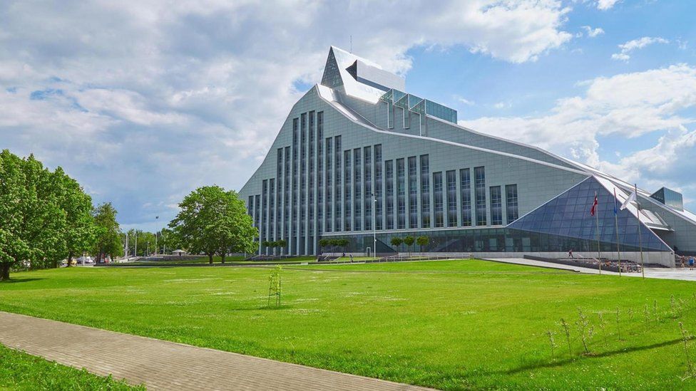 Бібліотека майбутнього by Kobylnyk Nastya - Ourboox.com