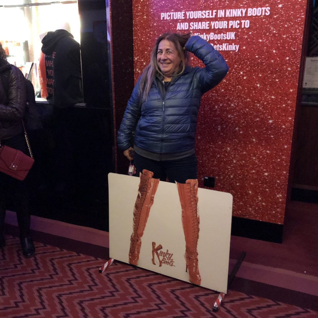 Kinky Boot People by Mel Rosenberg - מל רוזנברג - Ourboox.com
