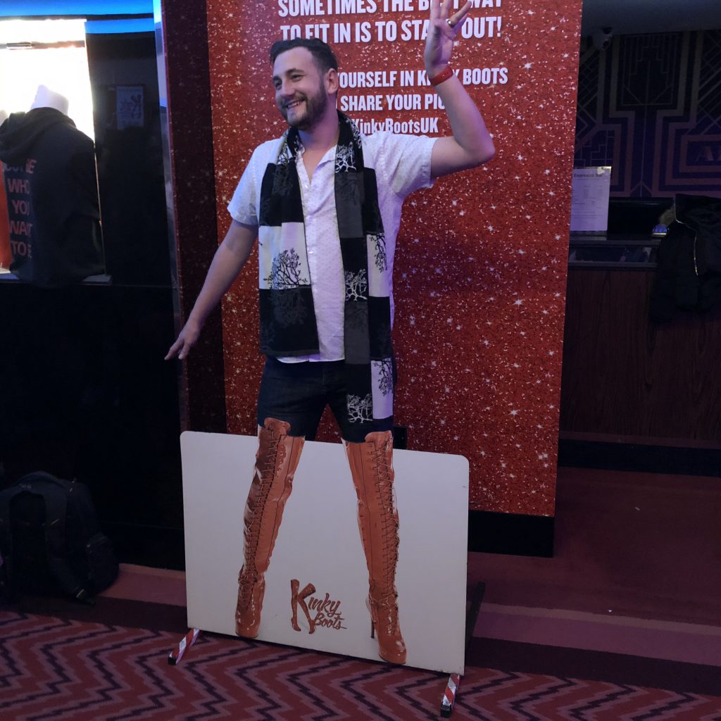 Kinky Boot People by Mel Rosenberg - מל רוזנברג - Ourboox.com