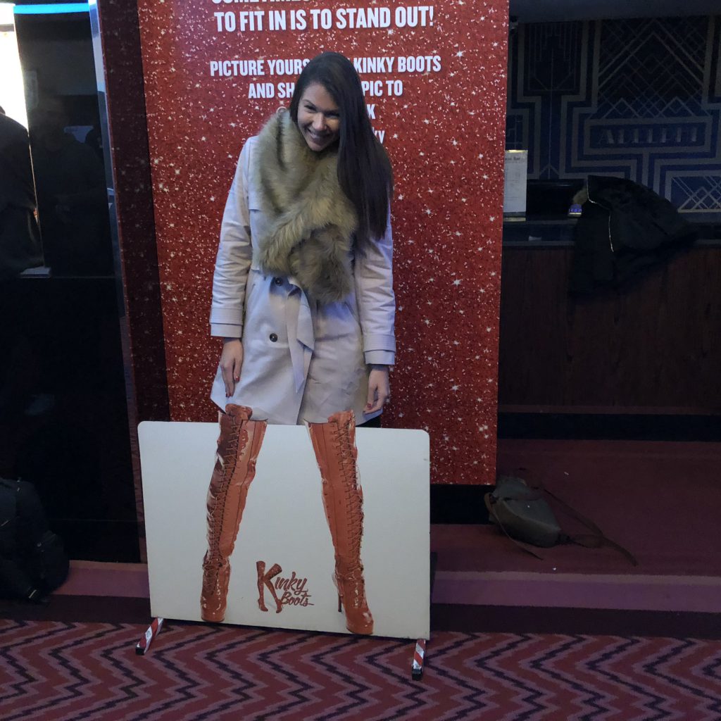 Kinky Boot People by Mel Rosenberg - מל רוזנברג - Ourboox.com